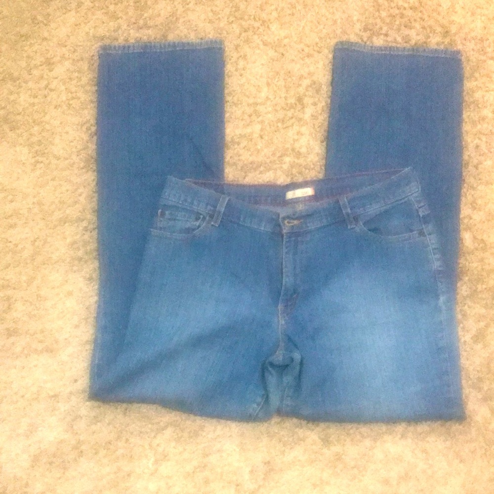 Levi Strauss 550 relaxed bootcut 14 Long